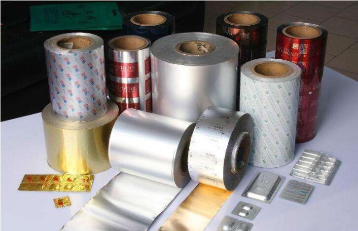 Printed coated aluminium foil